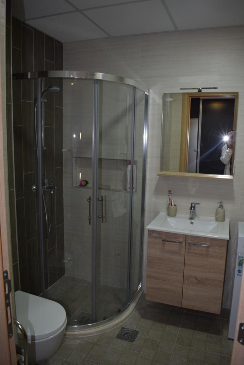 Gabriela & Marjan luxury self check-in Flatiron Apartment Skopje Bagian luar foto